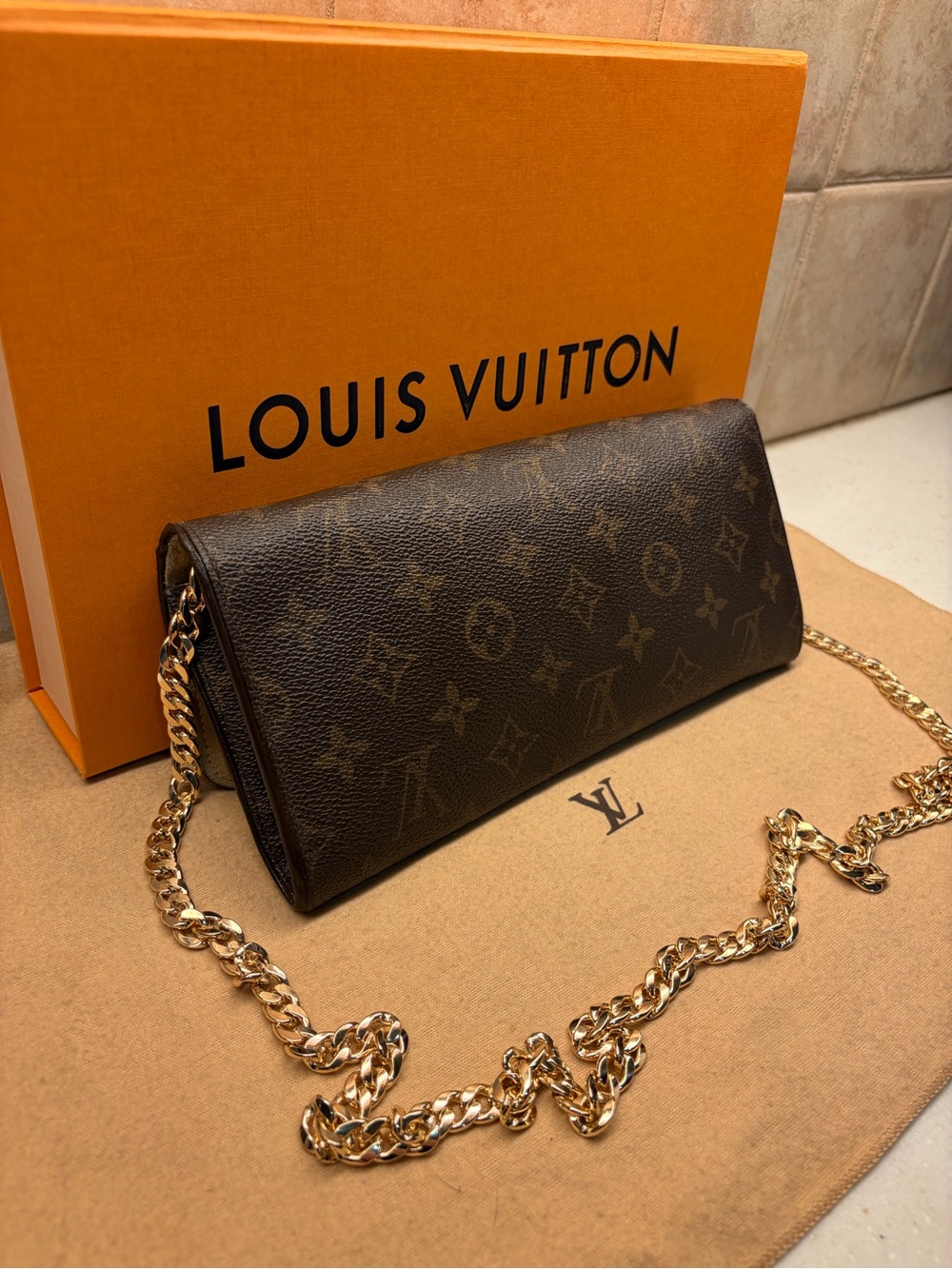 LOUIS VUITTON Monogram Pochette Twin GM Shoulder Bag - Picture 7 of 16